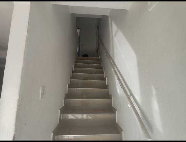 3 BEDROOM HOUSE TO LET IN STANMORE